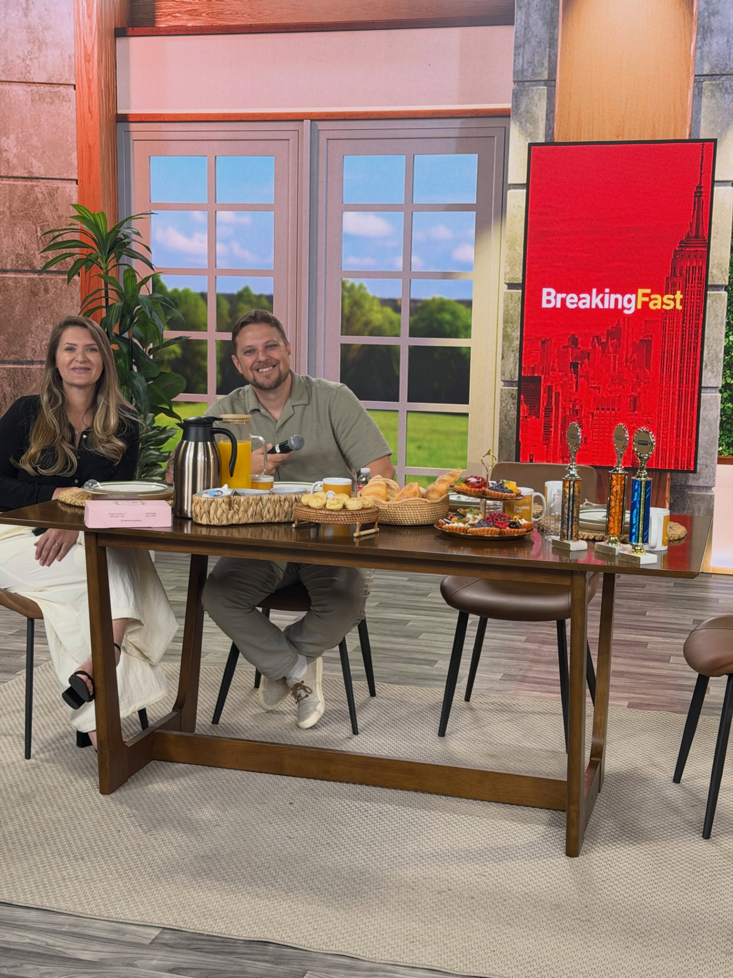 Caio and Elis on the BreakingFast interview set